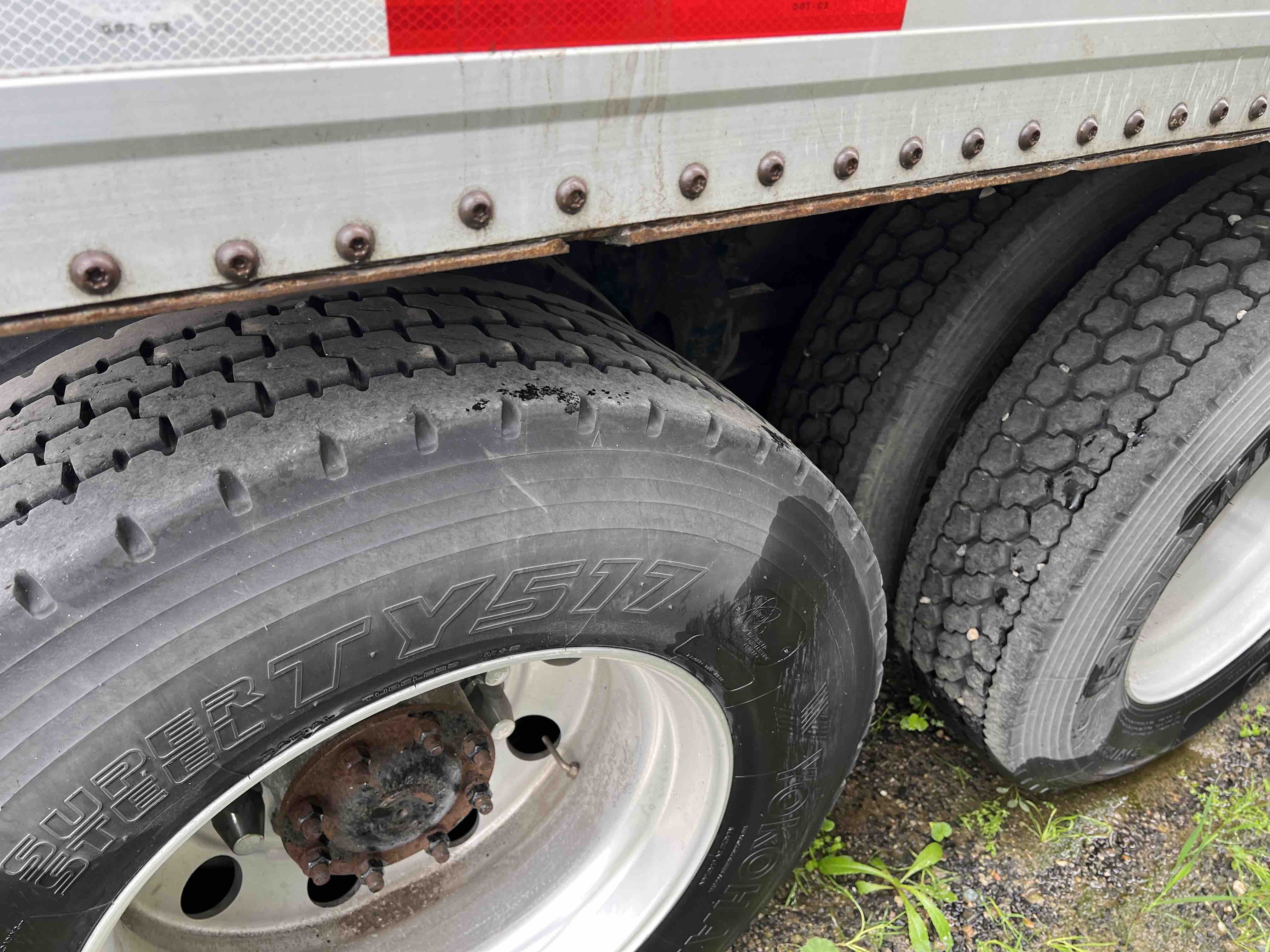 Volvo VNL 730 View 4